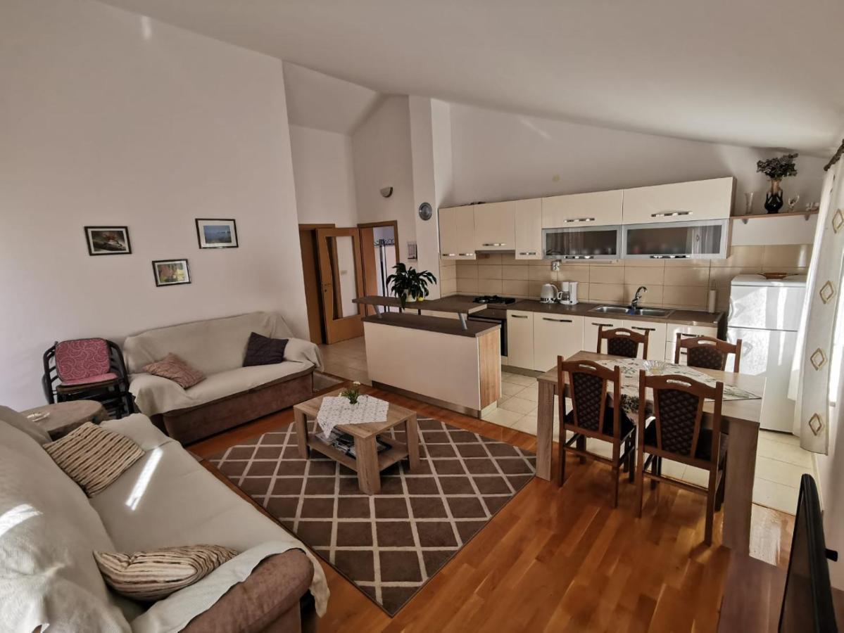 Apartman Zora Podstrana Extérieur photo